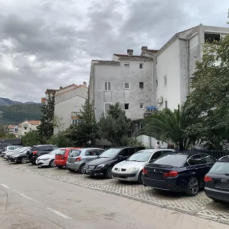 Proleterska Place Apartment *