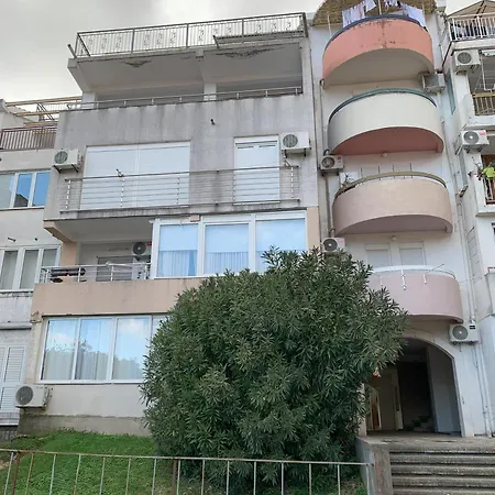 Proleterska Place Apartment